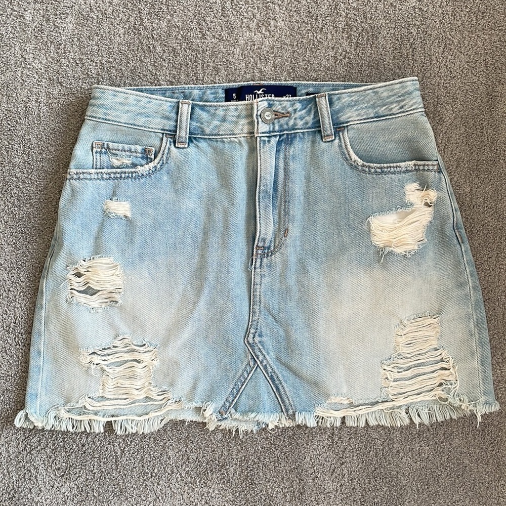 EC Hollister High Rise Distressed Denim Skirt Light Wash - Size 27